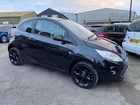 FORD KA 1.2 Zetec Black Edition